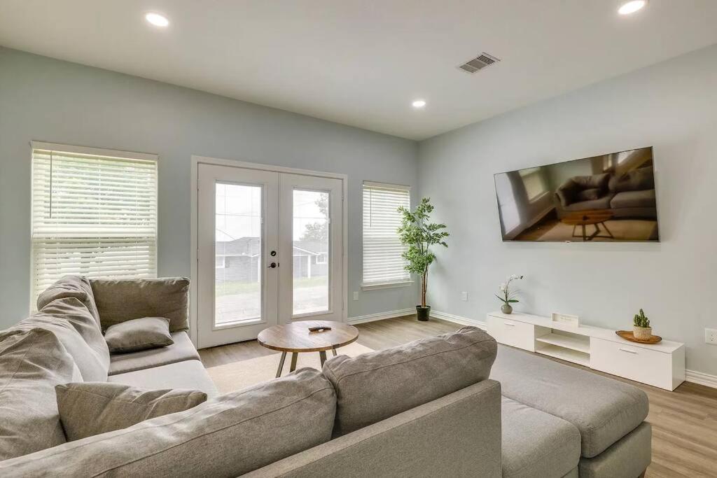 Vacation Home Lake Livingston! Onalaska Εξωτερικό φωτογραφία