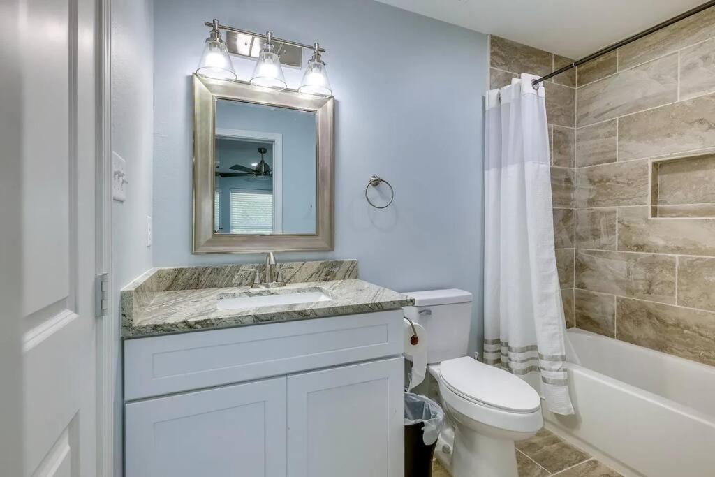 Vacation Home Lake Livingston! Onalaska Εξωτερικό φωτογραφία