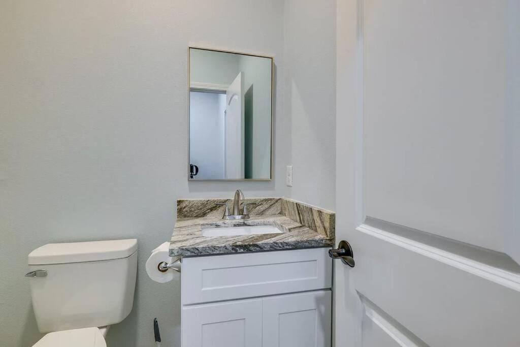 Vacation Home Lake Livingston! Onalaska Εξωτερικό φωτογραφία