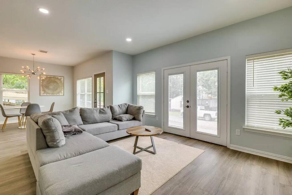 Vacation Home Lake Livingston! Onalaska Εξωτερικό φωτογραφία