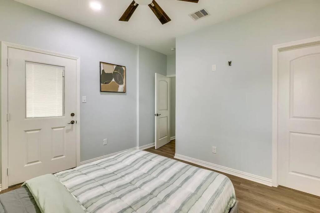 Vacation Home Lake Livingston! Onalaska Εξωτερικό φωτογραφία